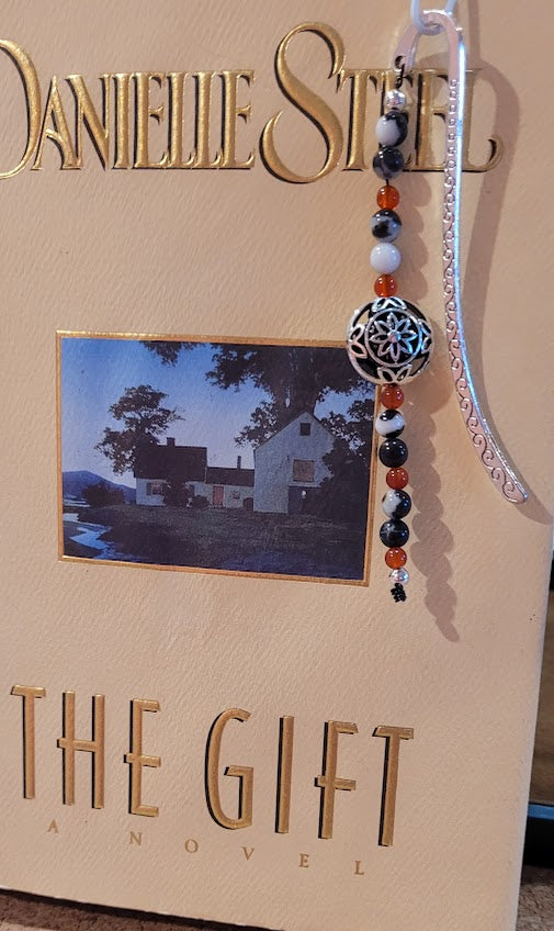 Book Marker - Silver Medallion