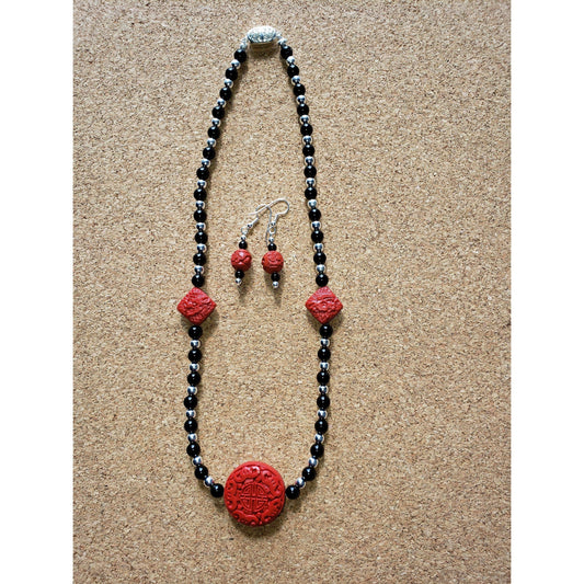 JS10  Chinese Cinnabar and Black Onyx with Matching Earrings
