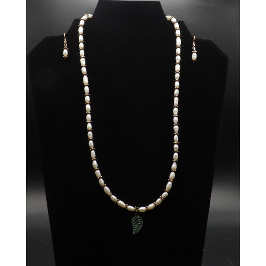 Pearls w/Leaf & Copper Spacers