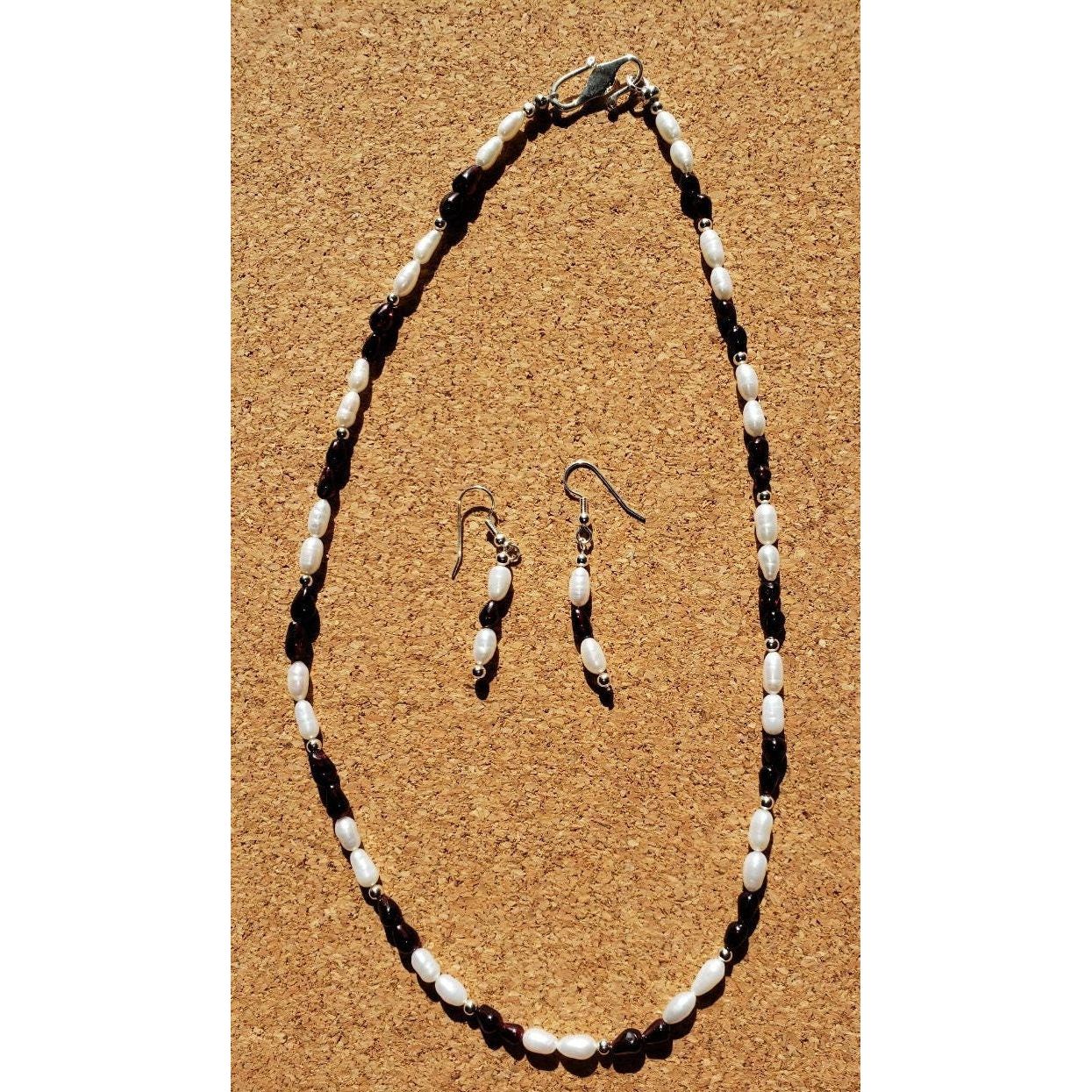 Freshwater Pearls with Garnet Teardrops Jewelry Set